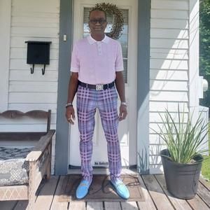 Meet your Posher, Dwayne